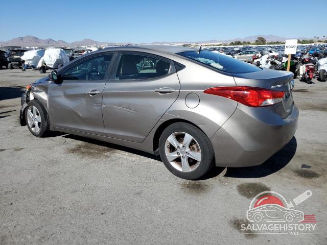 5NPDH4AE7DH236780 2013 HYUNDAI ELANTRA photo no. 2