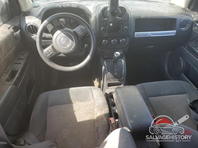 1C4NJDBB4HD104696 2017 JEEP COMPASS photo no. 8