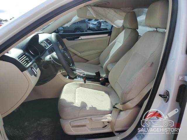 1VWAT7A32HC032968 2017 VOLKSWAGEN PASSAT photo no. 7