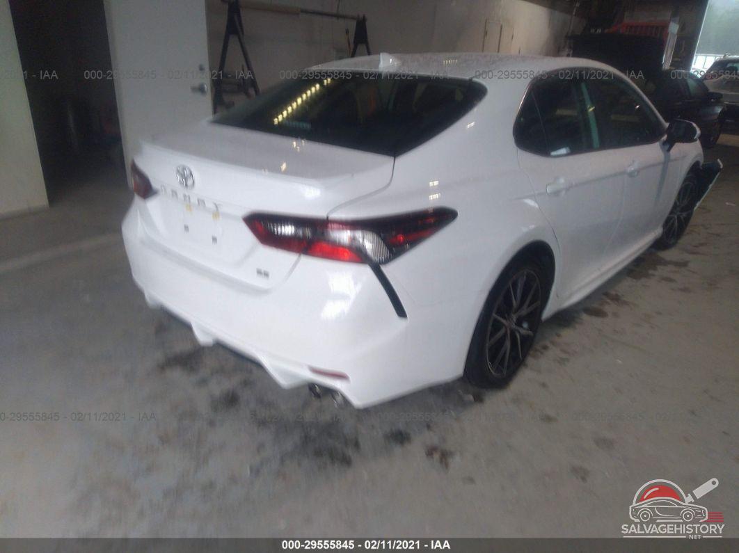 4T1G11AK6MU536365 2021 TOYOTA CAMRY photo no. 4