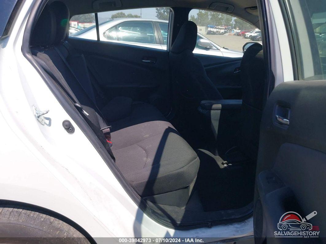 JTDKARFU2K3099166 2019 TOYOTA PRIUS photo no. 8