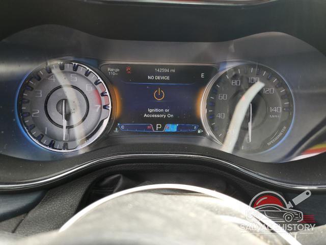 1C3CCCBB9GN125651 2016 CHRYSLER 200 photo no. 9