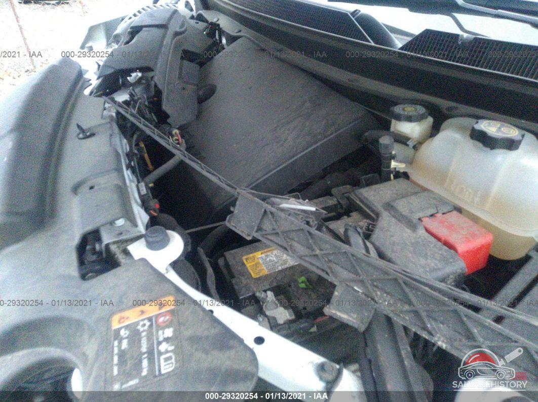 1GNEVHKW8JJ248961 2018 CHEVROLET TRAVERSE photo no. 10