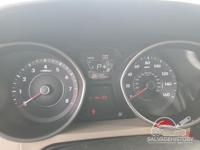 5NPDH4AEXGH785720 2016 HYUNDAI ELANTRA photo no. 9
