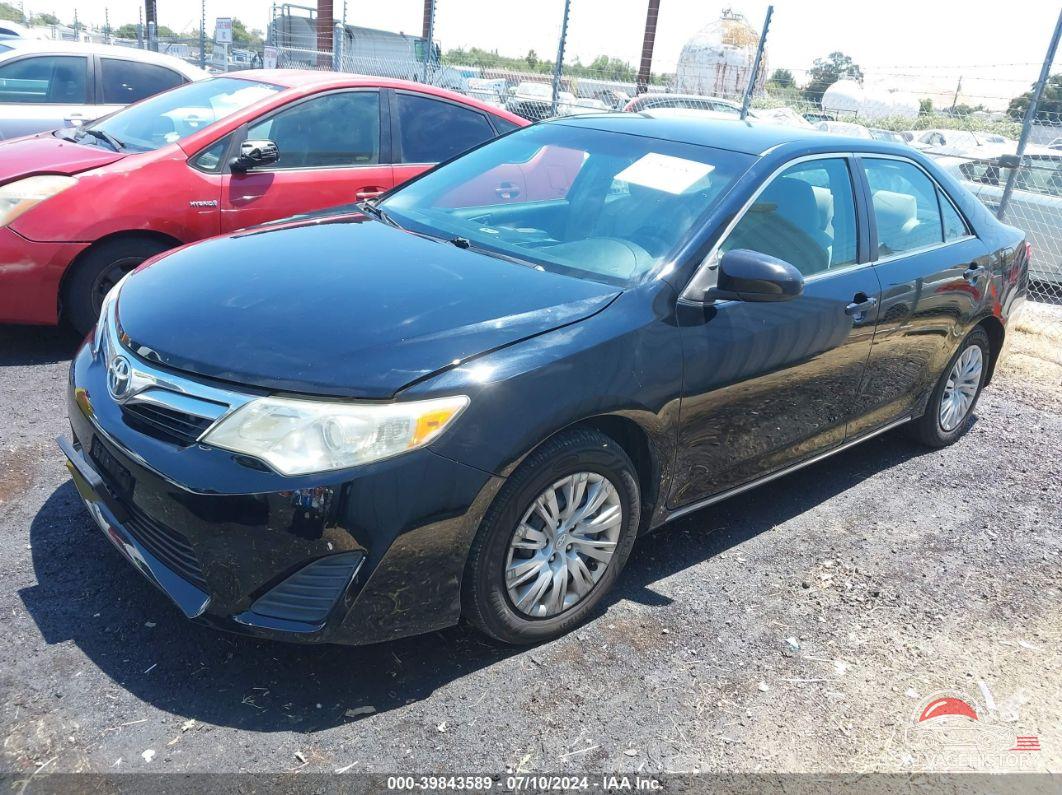 4T1BF1FK9CU063113 2012 TOYOTA CAMRY photo no. 2