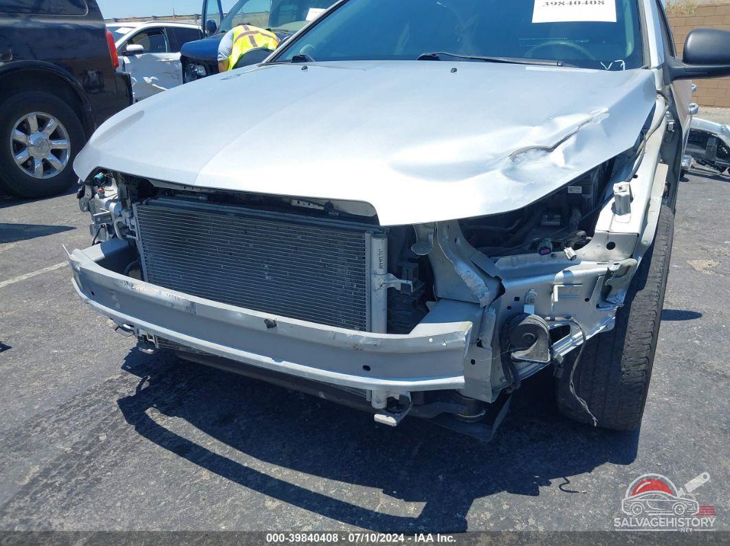 1G1PC5SG6G7152968 2016 CHEVROLET CRUZE LIMITED photo no. 6