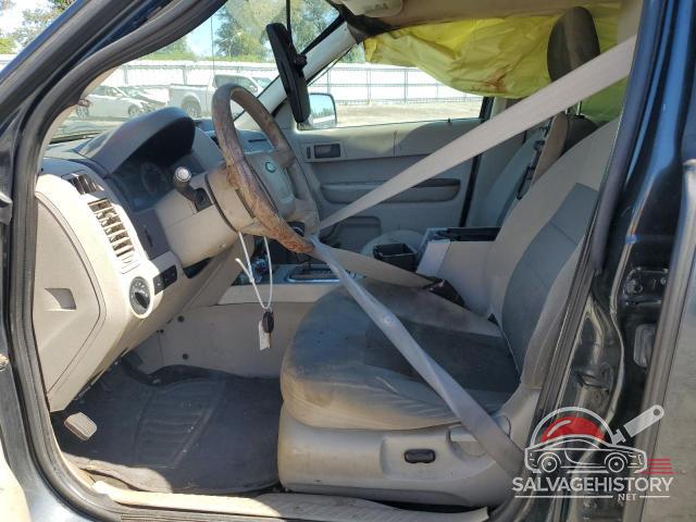 1FMCU93158KE51799 2008 FORD ESCAPE photo no. 7