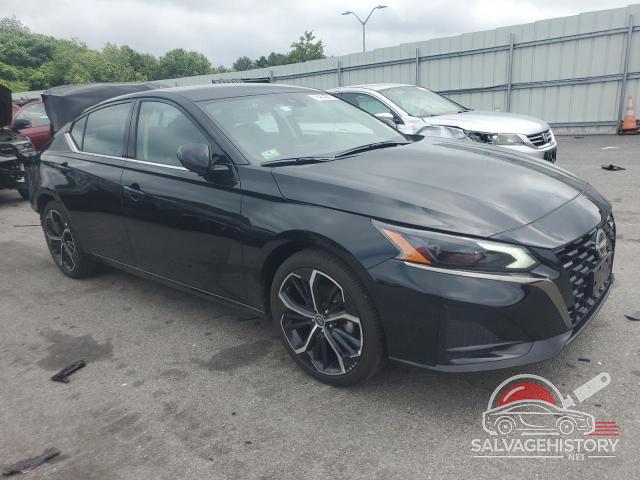 1N4BL4CV2RN409640 2024 NISSAN ALTIMA photo no. 4