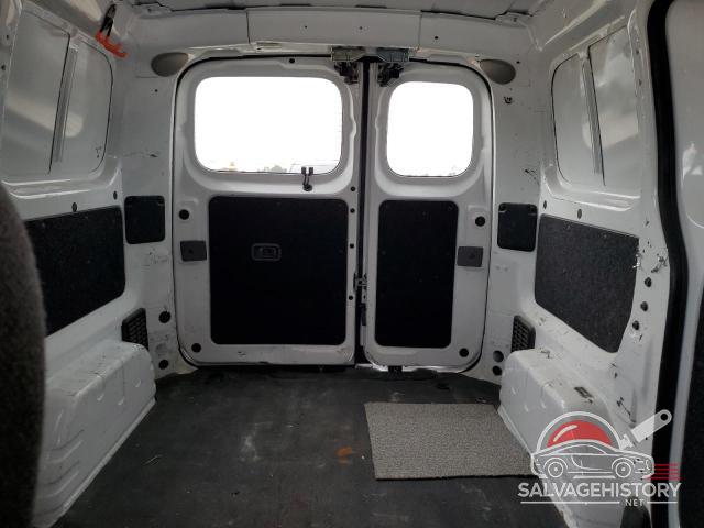 3N6CM0KN2HK716894 2017 NISSAN NV photo no. 10