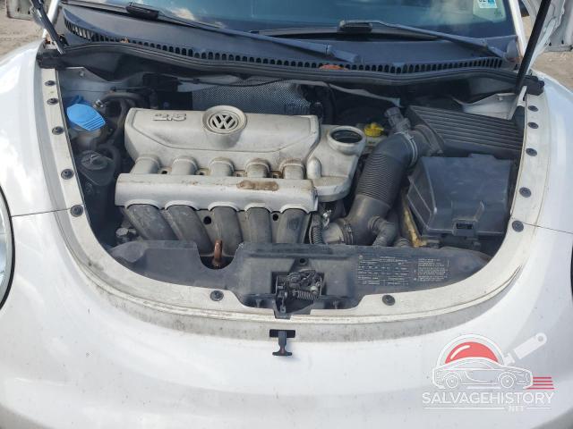 3VWPG3AG0AM008828 2010 VOLKSWAGEN BEETLE photo no. 11