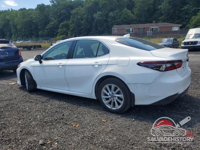 4T1R11AK9PU128309 2023 TOYOTA CAMRY photo no. 2
