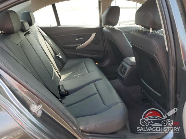 WBA3B1C54EPV79445 2014 BMW 3 SERIES photo no. 10