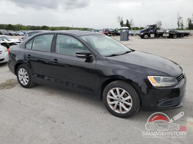 3VWDX7AJ5CM323732 2012 VOLKSWAGEN JETTA photo no. 4