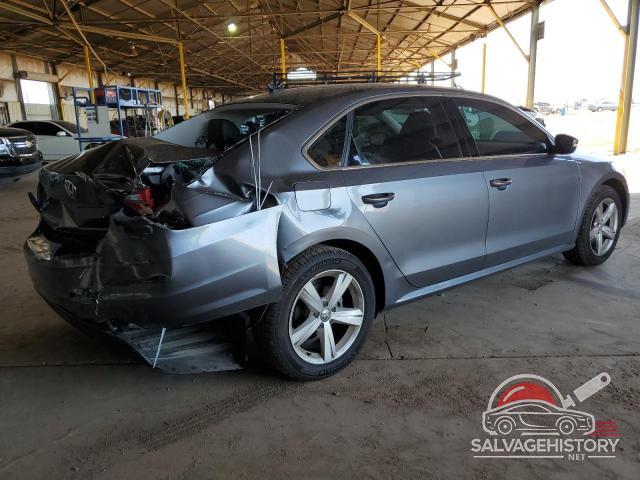 1VWBS7A30EC089415 2014 VOLKSWAGEN PASSAT photo no. 3