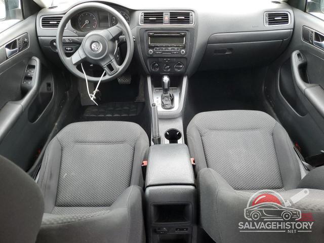 3VW2K7AJ3DM311750 2013 VOLKSWAGEN JETTA photo no. 8