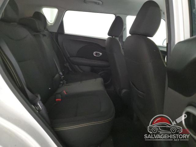 KNDJP3A50F7118948 2015 KIA SOUL photo no. 11
