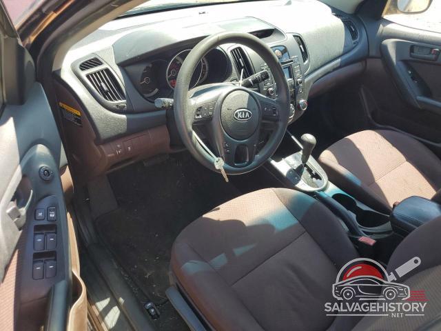 KNAFU4A2XA5217109 2010 KIA FORTE photo no. 8