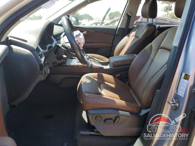 WA1LAAF71HD052160 2017 AUDI Q7 photo no. 7