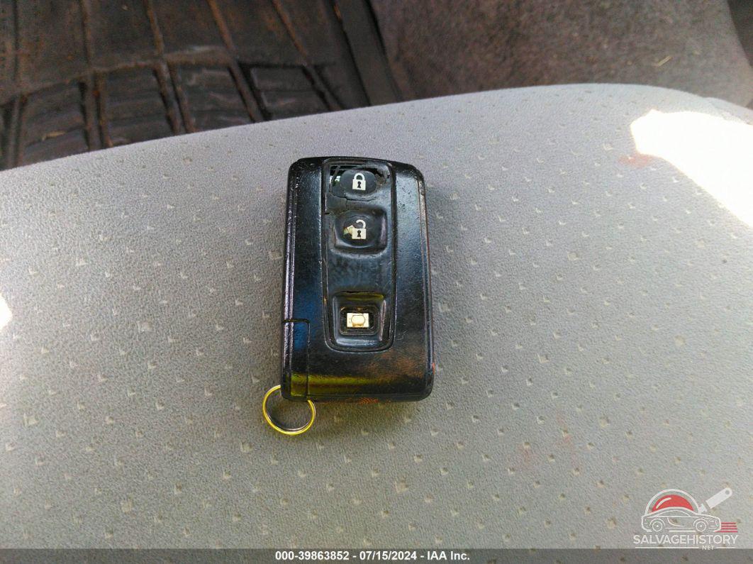 JTDKB22U353077322 2005 TOYOTA PRIUS photo no. 11