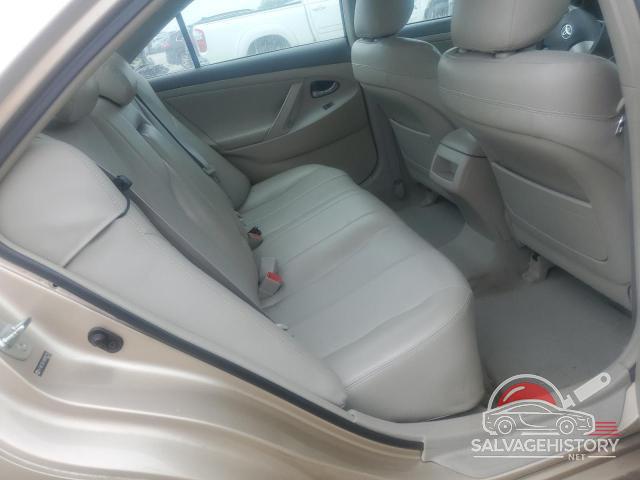 4T4BF3EK1AR008235 2010 TOYOTA CAMRY photo no. 10
