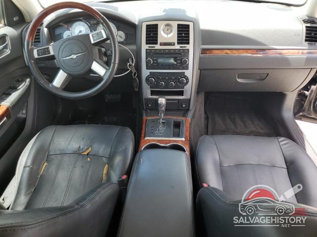 2C3KA63H98H139744 2008 CHRYSLER 300 photo no. 8