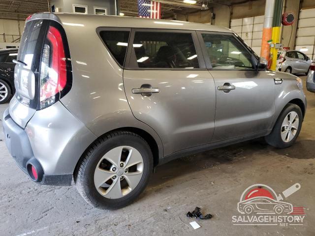 KNDJN2A21F7168747 2015 KIA SOUL photo no. 3