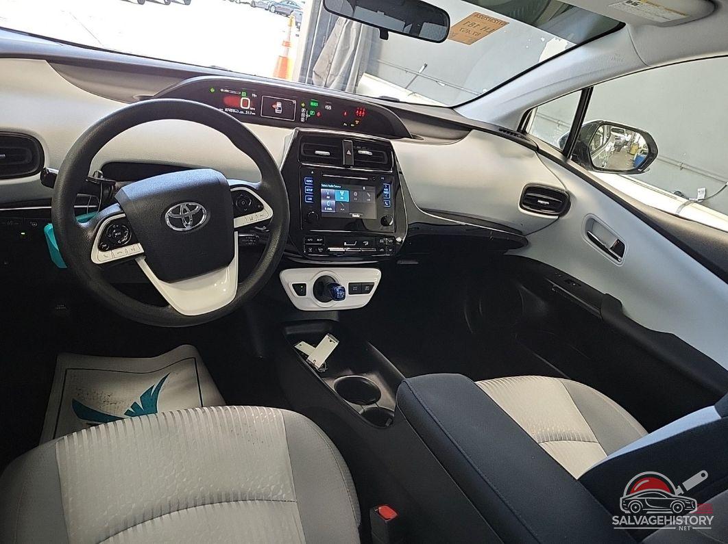 JTDKBRFU6J3073830 2018 TOYOTA PRIUS photo no. 8