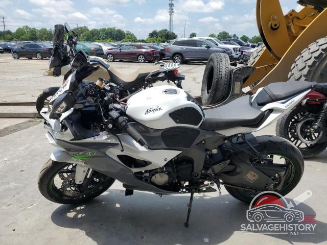 JKBZXJH12MA008287 2021 KAWASAKI ZX636 K photo no. 3