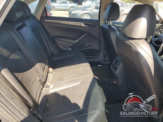 1VWBS7A37GC059217 2016 VOLKSWAGEN PASSAT photo no. 10
