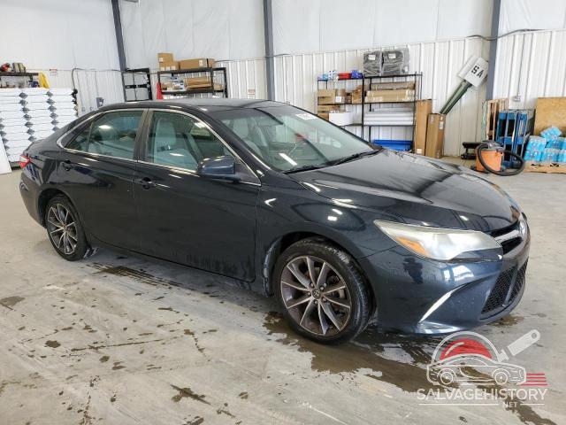 4T1BF1FK0FU070357 2015 TOYOTA CAMRY photo no. 4