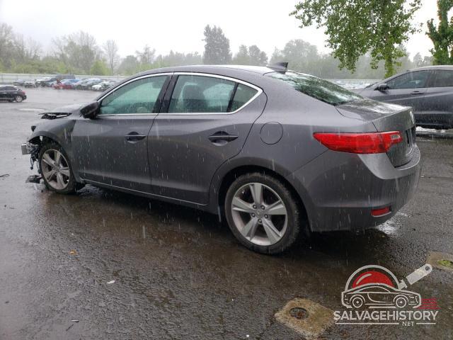 19VDE1F31FE007607 2015 ACURA ILX photo no. 2
