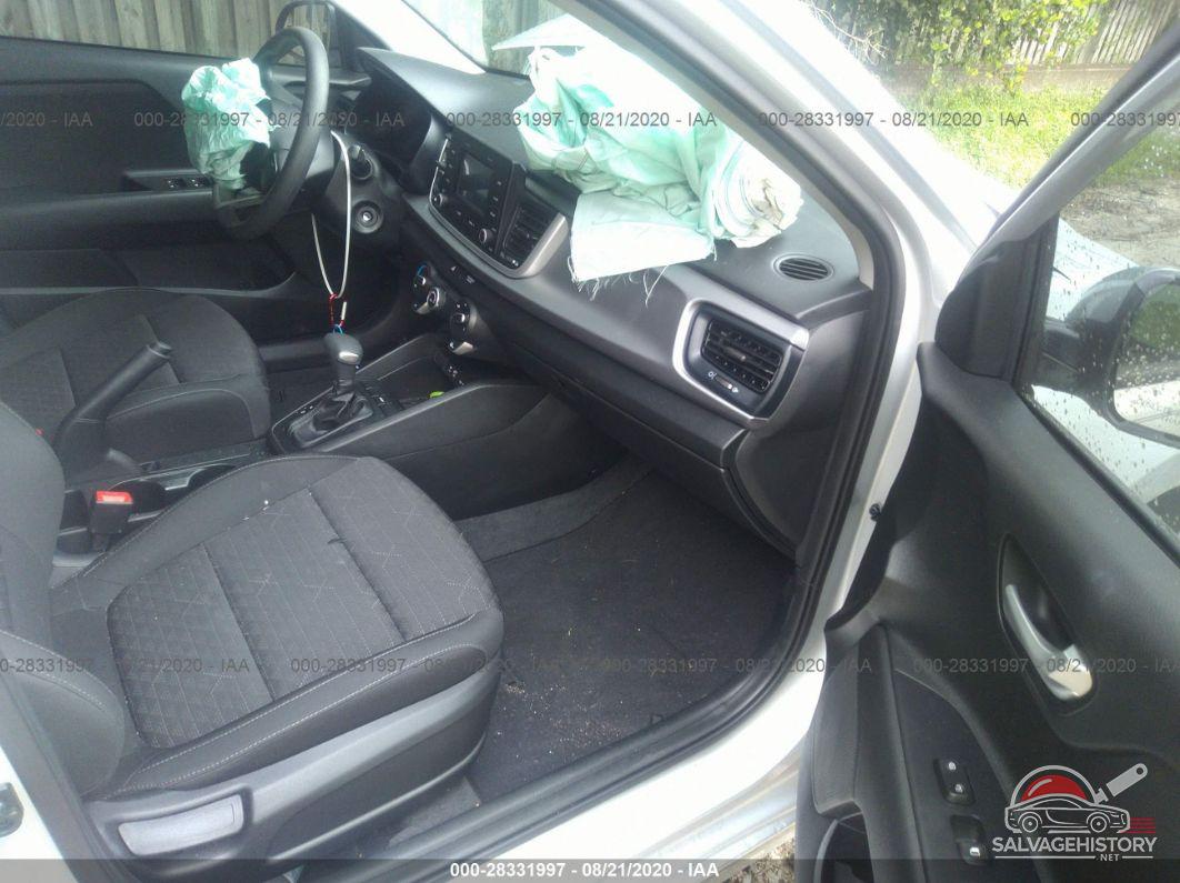 3KPA24AB4KE247389 2019 KIA RIO photo no. 5