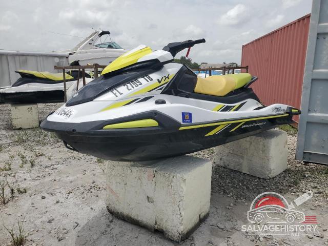 YAMA1727F121 2021 YAMAHA JETSKI photo no. 2