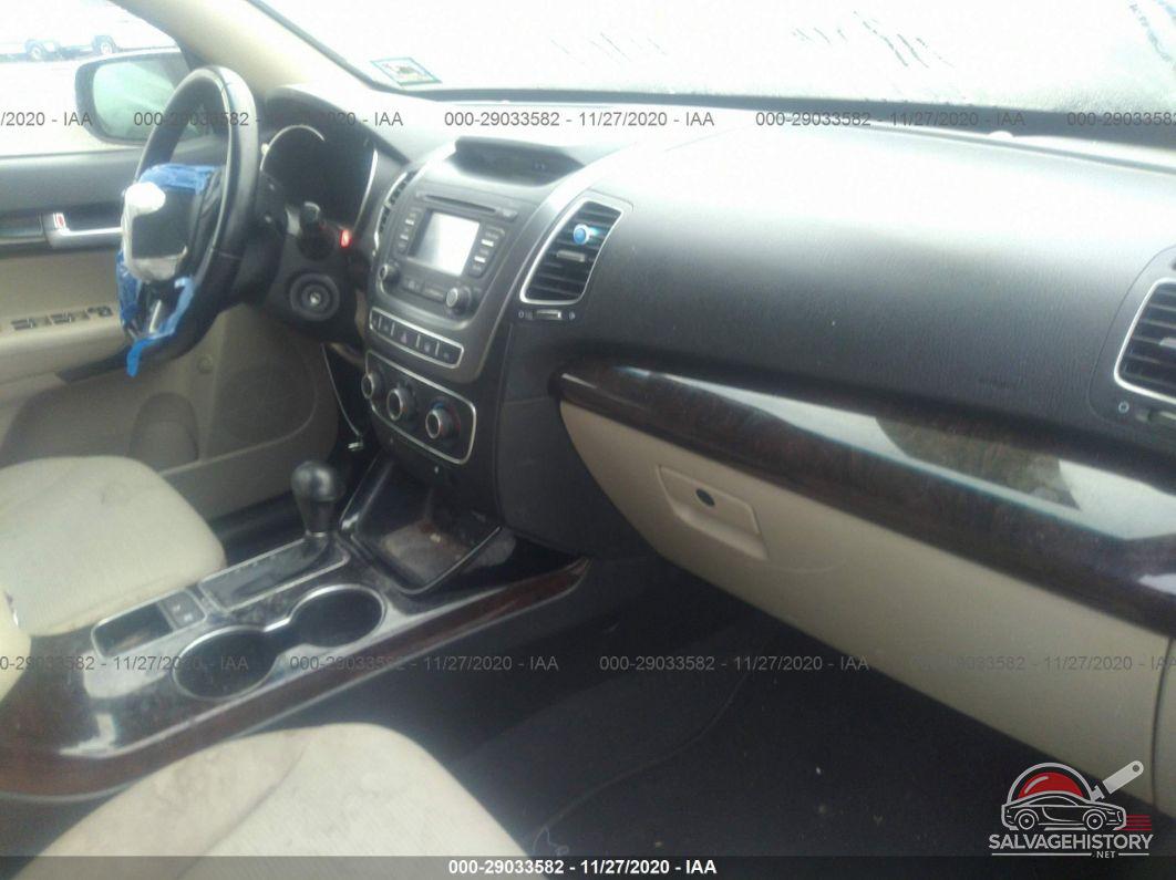 5XYKT4A62FG601908 2015 KIA SORENTO photo no. 5