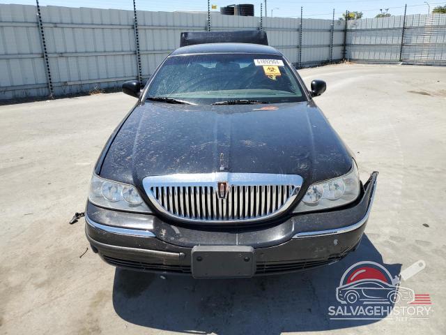 2LNHM82W88X657497 2008 LINCOLN TOWNCAR photo no. 5