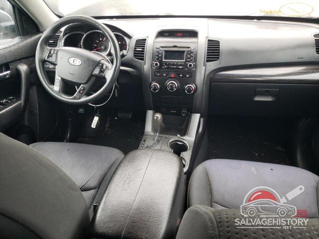 5XYKT4A20BG147794 2011 KIA SORENTO photo no. 8