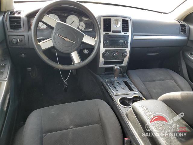 2C3CA4CD2AH244394 2010 CHRYSLER 300 photo no. 8
