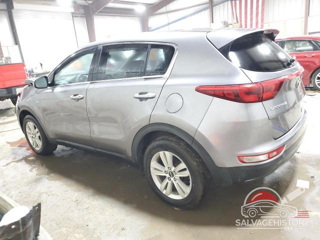 KNDPMCAC0H7112328 2017 KIA SPORTAGE photo no. 2