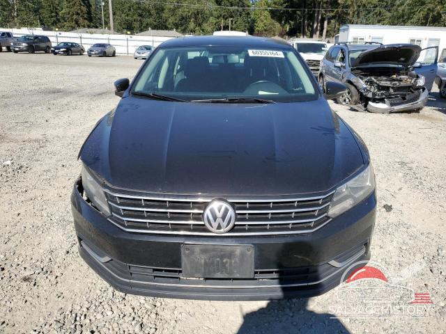 1VWBT7A32GC013002 2016 VOLKSWAGEN PASSAT photo no. 5