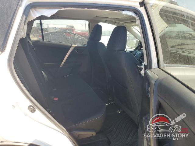 2T3WFREV7FW231256 2015 TOYOTA RAV4 photo no. 11