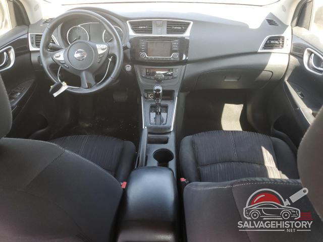 3N1AB7AP7JY320252 2018 NISSAN SENTRA photo no. 8