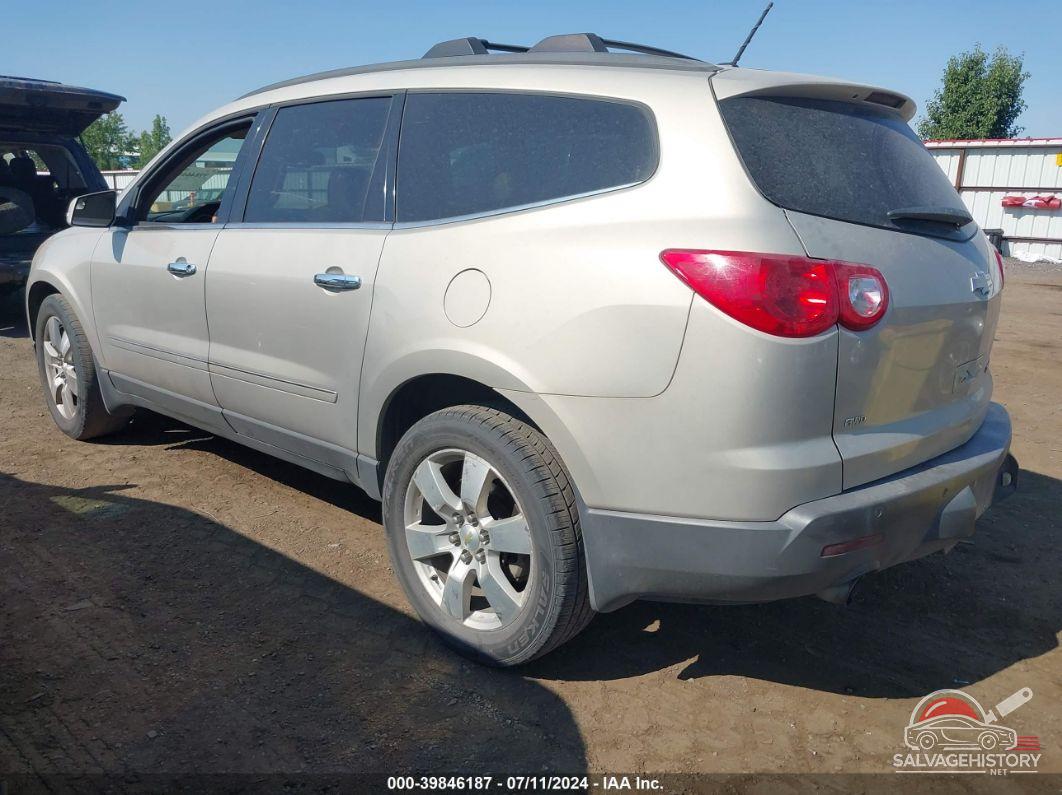 1GNLVHED0AJ205328 2010 CHEVROLET TRAVERSE photo no. 3