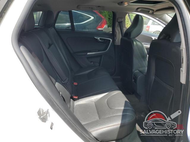 YV4612HK7G1003522 2016 VOLVO V60 photo no. 10