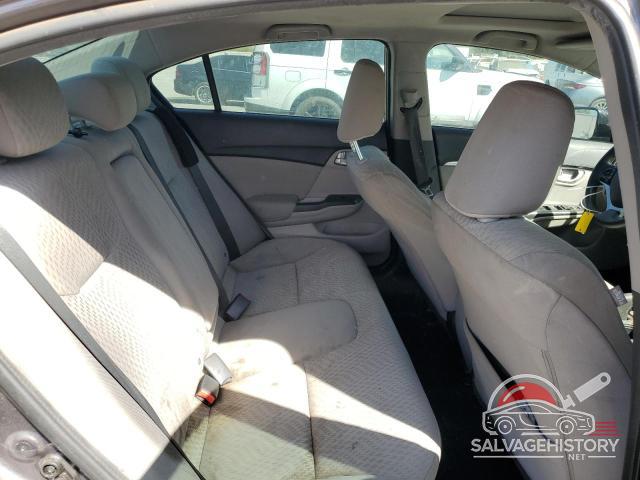 19XFB2F81FE074041 2015 HONDA CIVIC photo no. 10