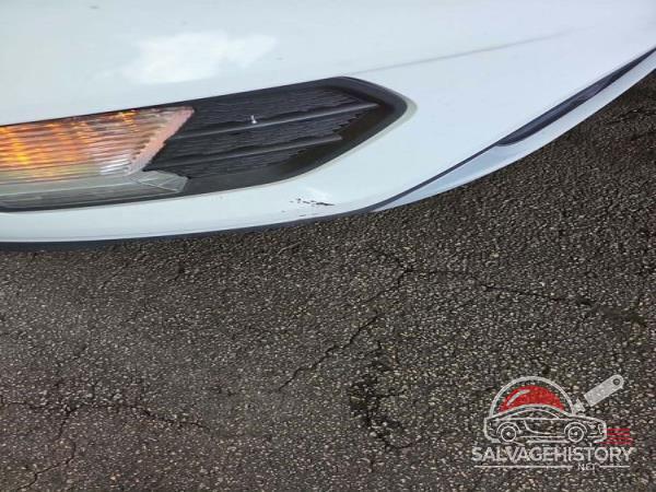 1FMCU0GD8HUC54226 2017 FORD ESCAPE photo no. 5
