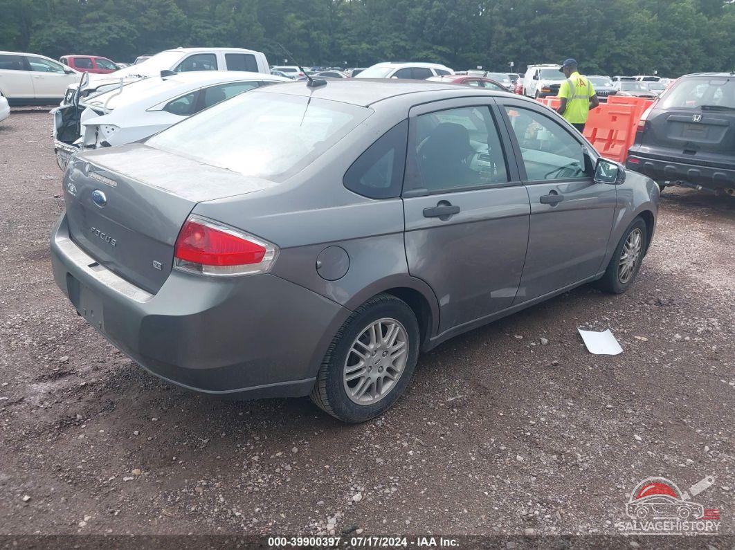 1FAHP3FNXBW173582 2011 FORD FOCUS photo no. 4