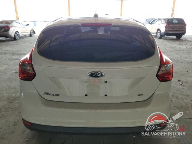 1FADP3K2XEL219279 2014 FORD FOCUS photo no. 6