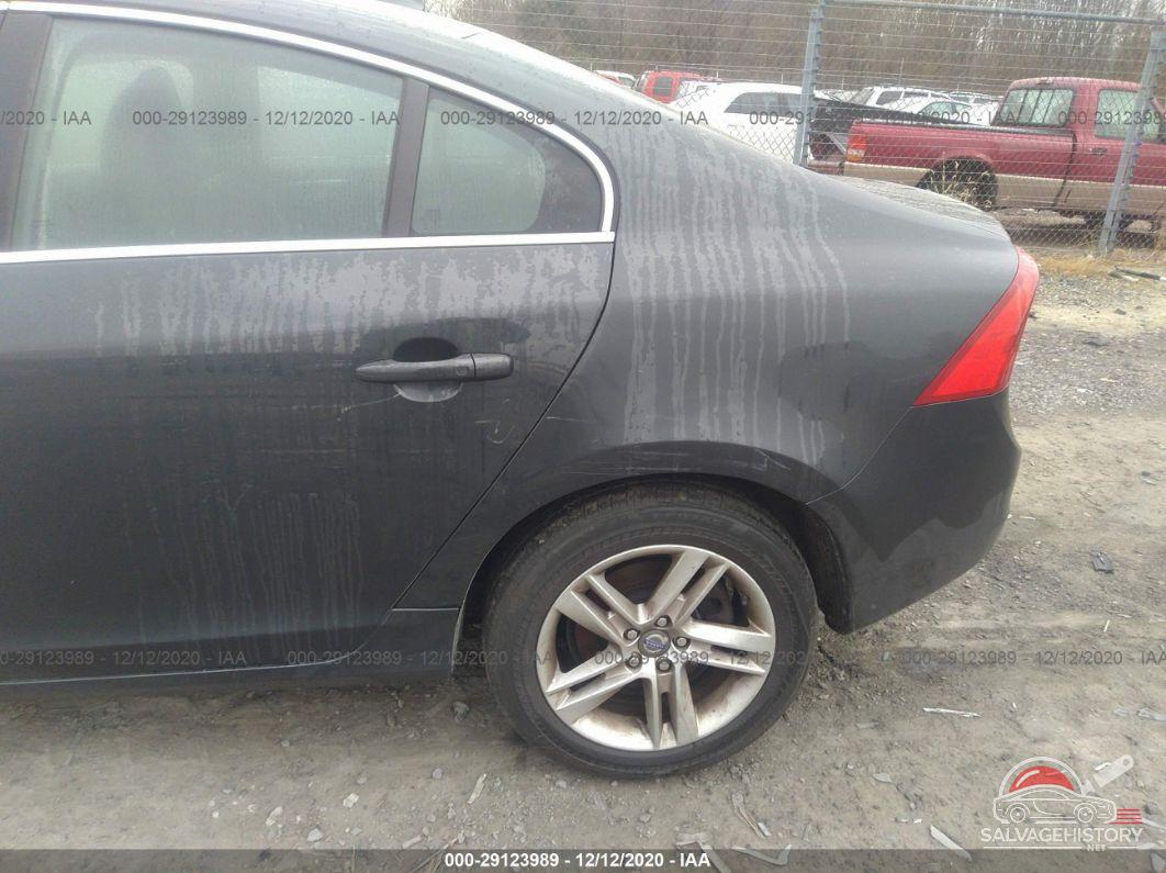 YV1612TB0F2304338 2015 VOLVO S60 photo no. 6