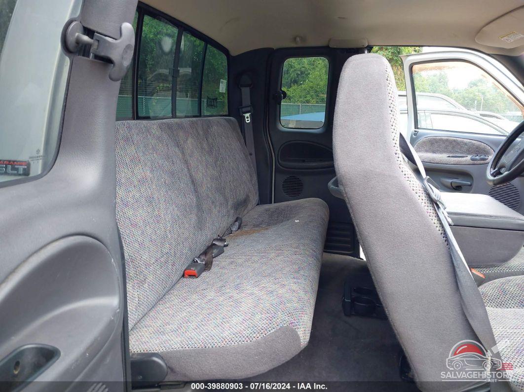 1B7HC13Y6YJ169477 2000 DODGE RAM 1500 photo no. 8