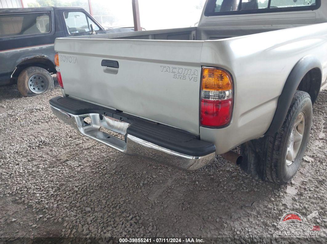 5TEWN72N31Z863194 2001 TOYOTA TACOMA photo no. 6